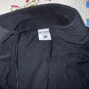 Columbia vest